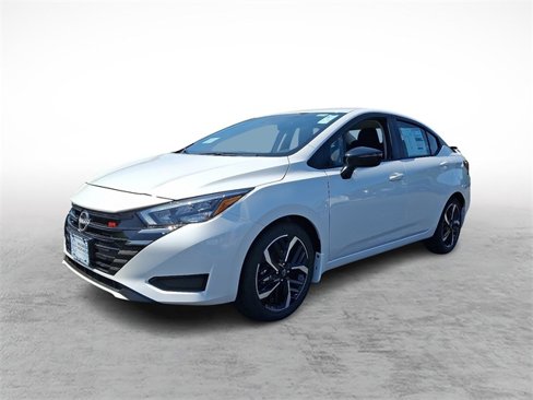 New 2025 Nissan Versa SR image 2