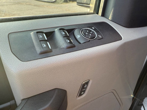 Used 2022 Ford F250 XL w/ Power Equipment Group image 17