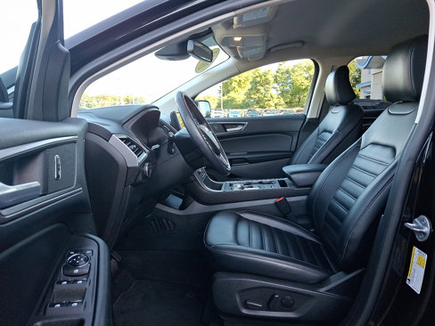 Used 2023 Ford Edge SEL image 14
