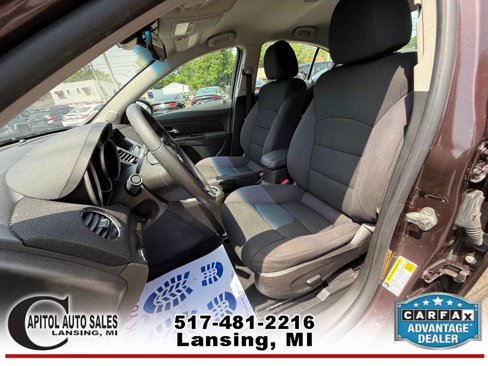 Used 2015 Chevrolet Cruze LT image 15