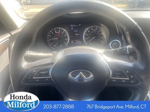 Used 2018 INFINITI Q50 Luxe w/ Sensory Package (Luxe) image 8