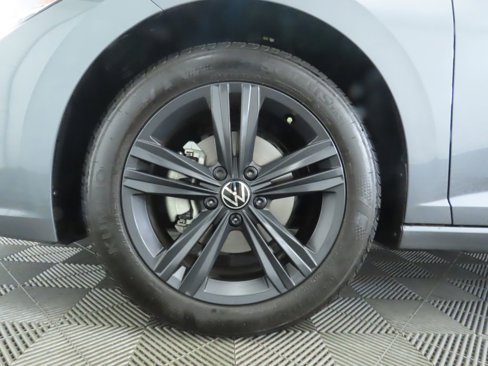 Certified 2024 Volkswagen Jetta SE image 31