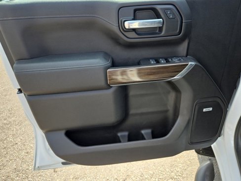 Used 2020 Chevrolet Silverado 1500 RST w/ All-Star Edition image 12