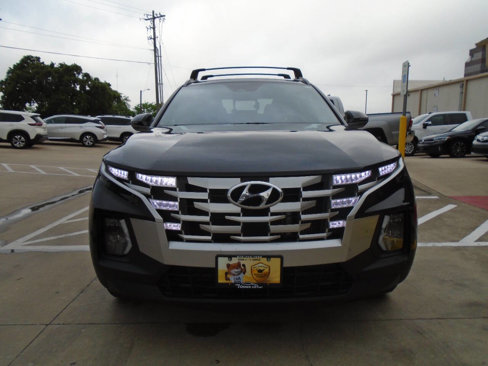 Used 2022 Hyundai Santa Cruz SEL Premium image 2