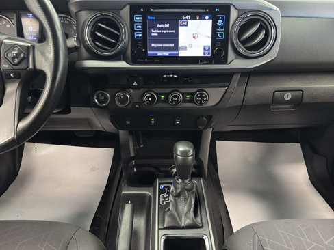 Used 2016 Toyota Tacoma TRD Sport image 21