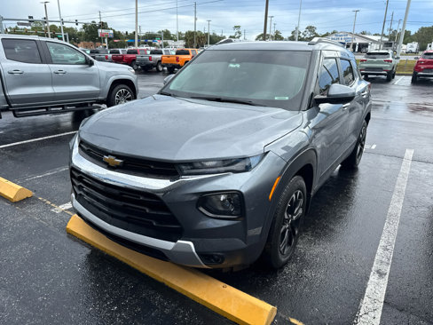 Used 2022 Chevrolet TrailBlazer LT image 2