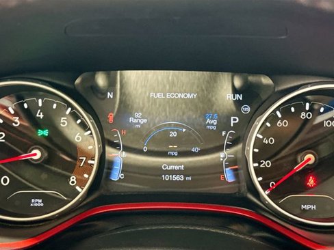 Used 2020 Jeep Compass Trailhawk image 12