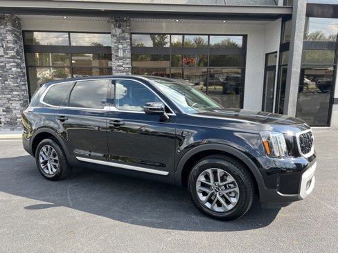 Used 2025 Kia Telluride LX image 21