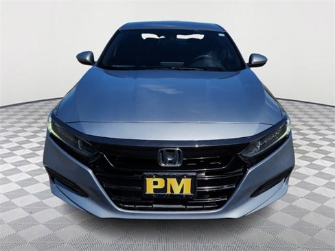 Used 2018 Honda Accord Sport image 2