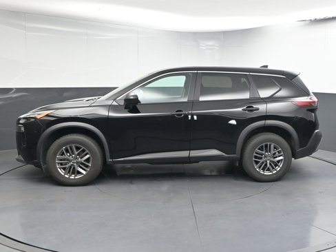 Certified 2023 Nissan Rogue S image 5