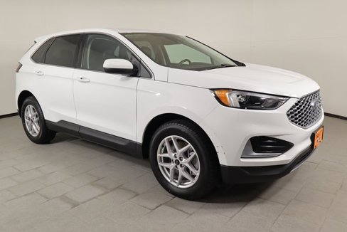 Used 2024 Ford Edge SEL image 3