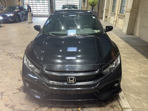 Used 2018 Honda Civic Sport image 10