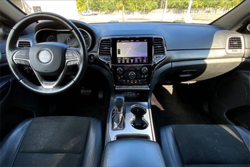 Used 2019 Jeep Grand Cherokee Altitude image 13