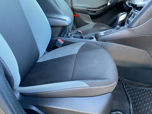 Used 2014 Ford Focus SE image 45