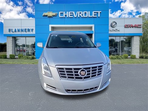 Used 2014 Cadillac XTS Luxury image 3