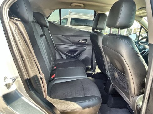 Used 2018 Buick Encore Sport Touring image 37