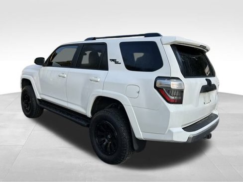 Used 2019 Toyota 4Runner TRD Off-Road Premium image 5