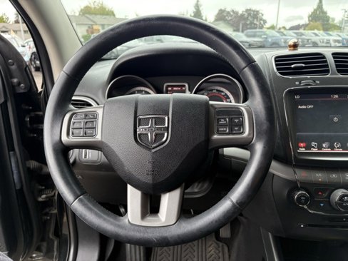 Used 2015 Dodge Journey Crossroad w/ Flexible Seating Group image 8