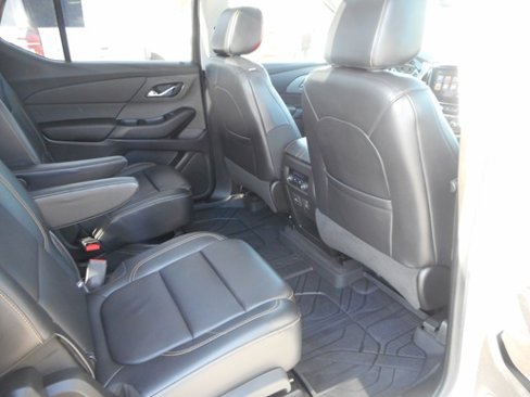 Used 2018 Chevrolet Traverse LT image 19