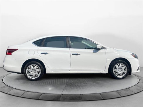 Used 2017 Nissan Sentra SV image 6