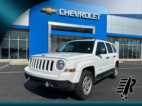 Used 2016 Jeep Patriot Sport image 1