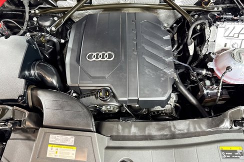 Used 2021 Audi Q5 Premium image 29