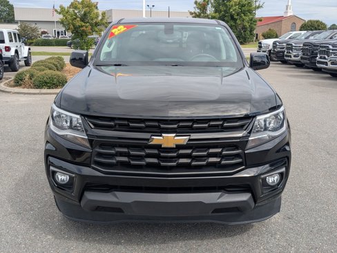 Used 2022 Chevrolet Colorado LT w/ LT Convenience Package image 2