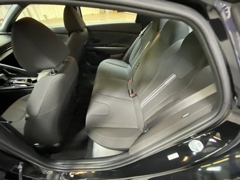 Used 2025 Hyundai Elantra Sport w/ Cargo Package image 23
