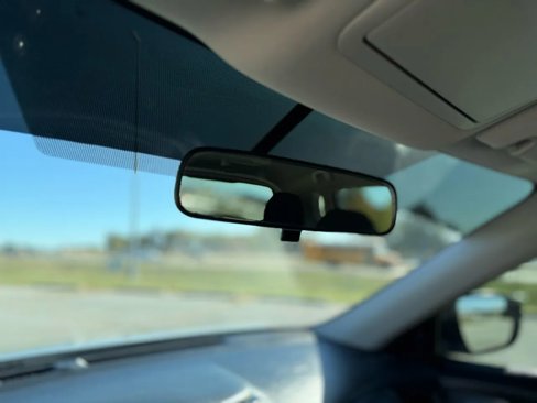 Used 2018 Nissan Rogue S image 27