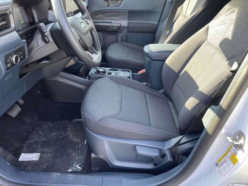 New 2025 Ford Maverick XL image 18