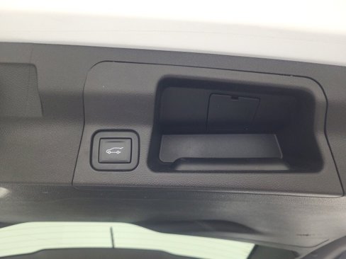 Used 2019 GMC Acadia Denali image 13