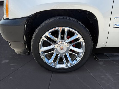 Used 2011 Cadillac Escalade EXT Premium image 14