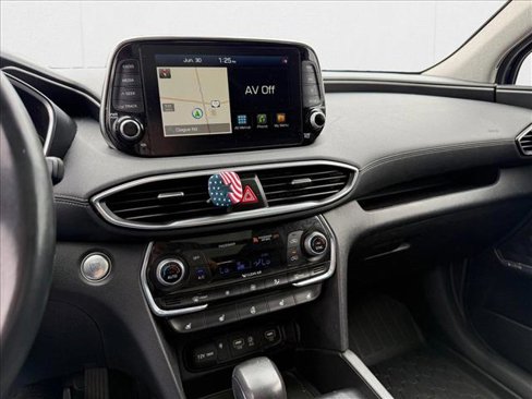 Used 2020 Hyundai Santa Fe Limited image 13