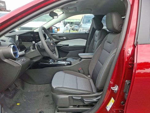 New 2025 Chevrolet Trax LT image 6