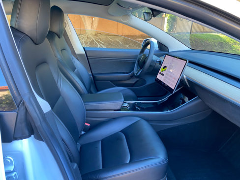 Used 2019 Tesla Model 3 Mid Range image 50