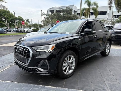 Used 2024 Audi Q3 2.0T Premium image 14