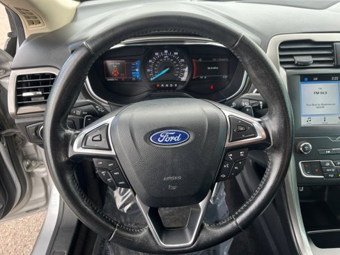 Used 2019 Ford Fusion SEL image 9