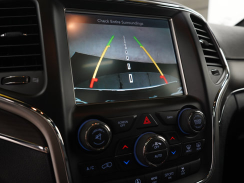 Used 2017 Jeep Grand Cherokee Overland image 24