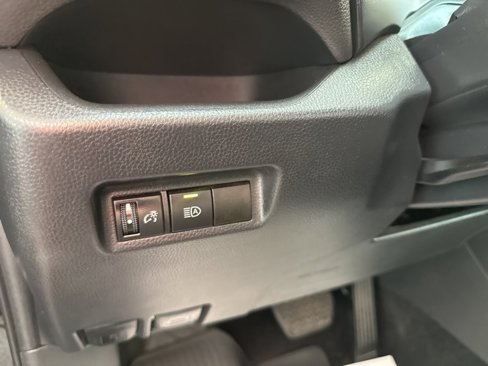 Used 2023 Toyota RAV4 XLE image 12