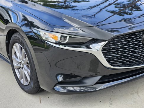 Used 2021 MAZDA MAZDA3 Sedan image 9
