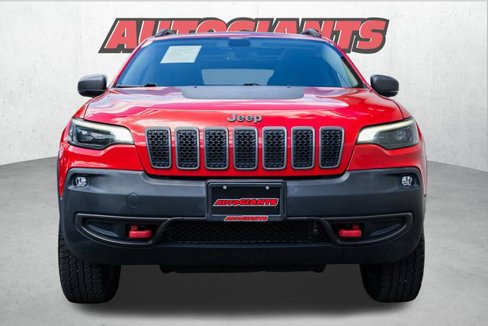 Used 2019 Jeep Cherokee Trailhawk image 6