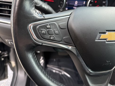 Used 2019 Chevrolet Equinox LT image 18
