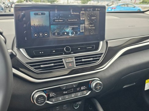 New 2025 Nissan Altima 2.5 SR w/ SR Premium Package image 29