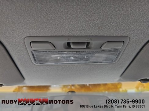 Used 2003 Mitsubishi Outlander XLS image 20