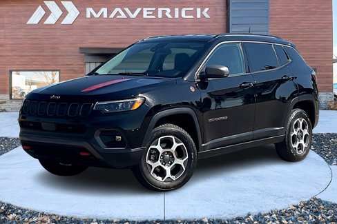Used 2022 Jeep Compass Trailhawk w/ Trailhawk Elite Group image 3