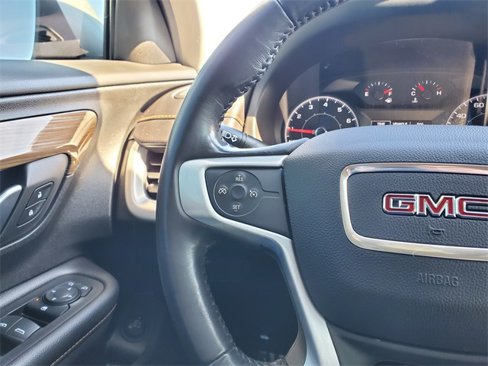 Used 2018 GMC Terrain SLE w/ Driver Convenience Package image 12