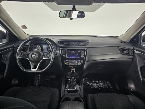 Used 2018 Nissan Rogue SV image 27