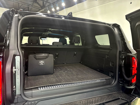Used 2024 GMC Hummer EV 3X w/ LPO, Illumination Package image 26