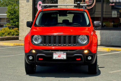 Used 2017 Jeep Renegade Trailhawk image 9