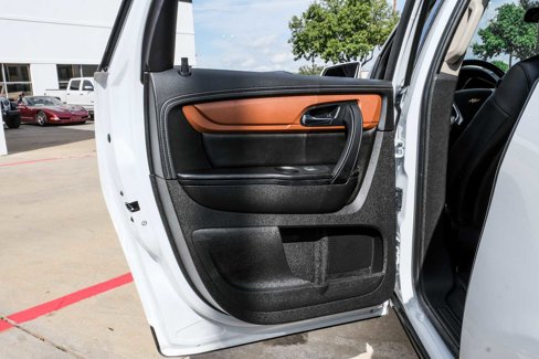 Used 2017 Chevrolet Traverse LT image 43